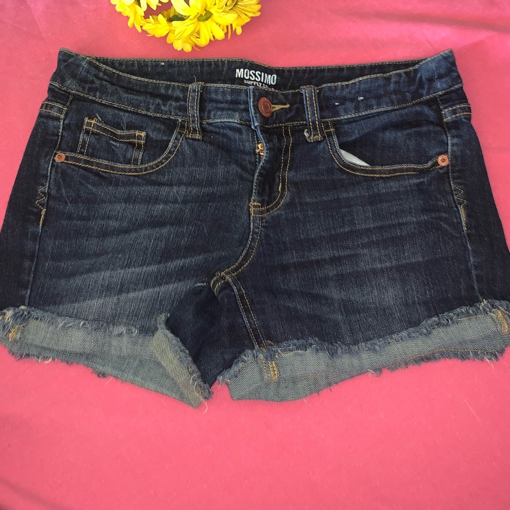 Mossimo Supply women’s Denim sz 7 Faded BlueCuffed